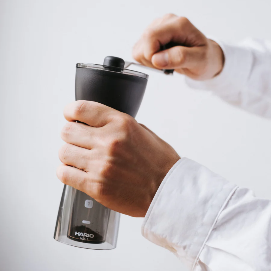 Moulin à Café Hario | Broyeur Mini-Slim Plus noir