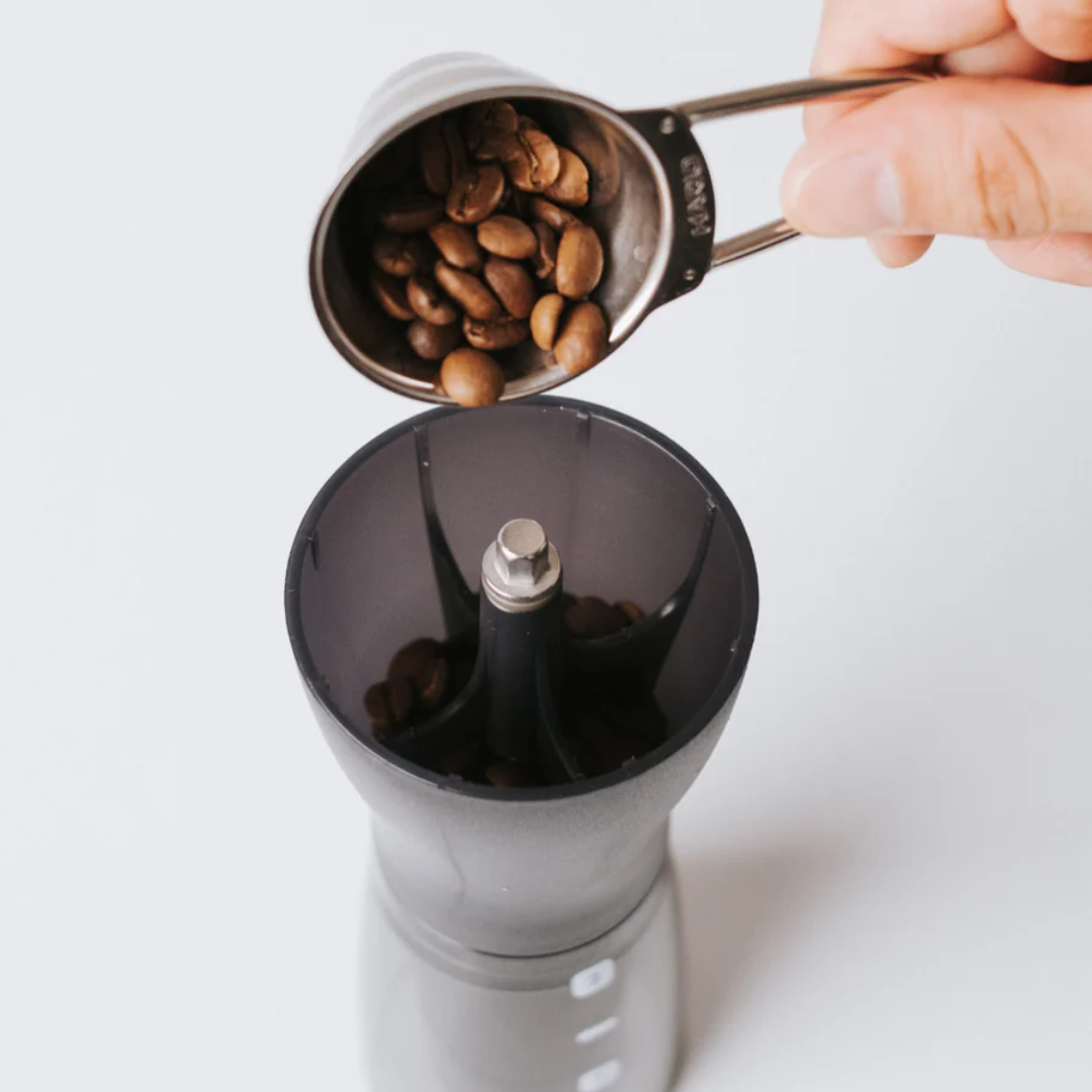 Moulin à Café Hario | Broyeur Mini-Slim Plus noir