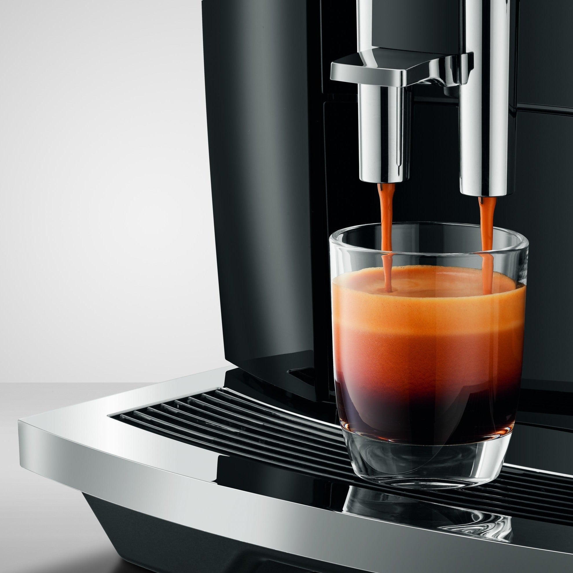 Jura | E4 Piano Black