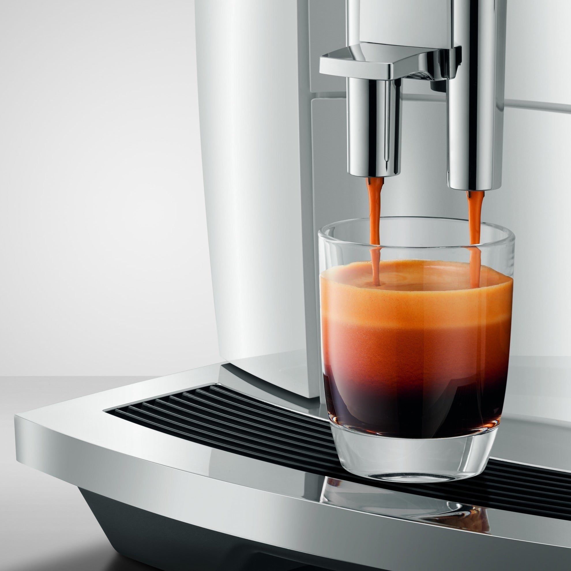 Jura | E4 Piano White