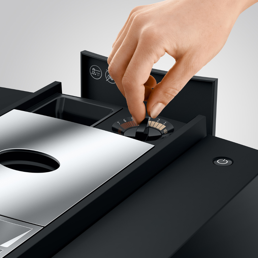 Jura | S8 Chrome 2025