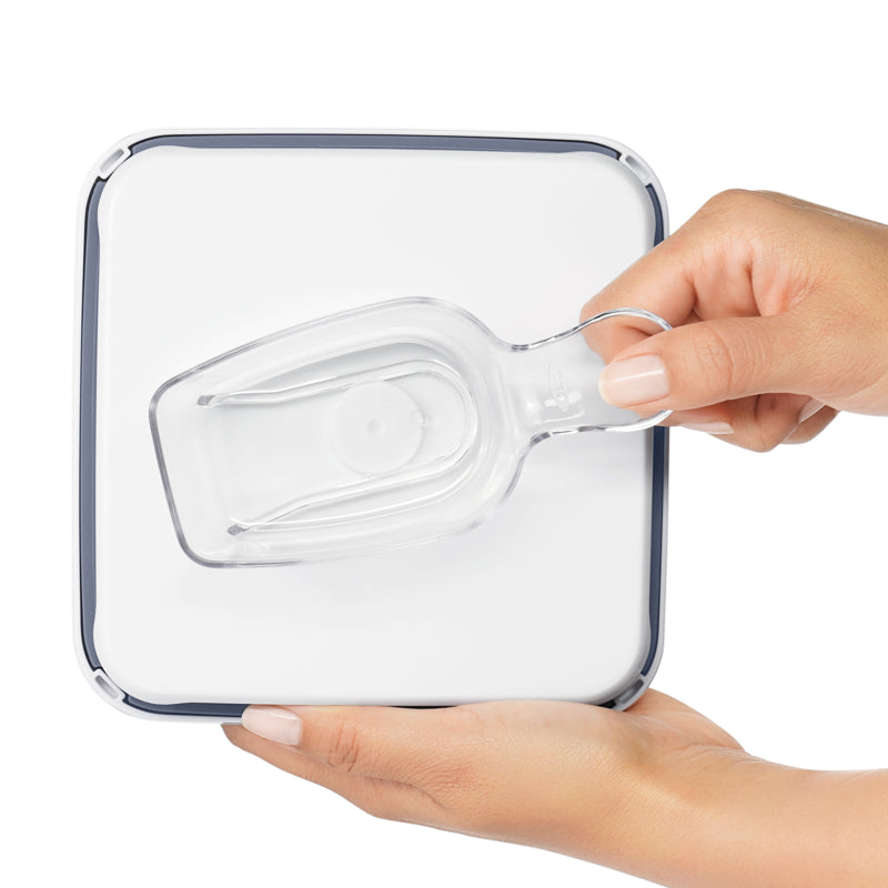 OXO | Moyen contenant carré couvercle inox POP 2.0 - 2.6 Litres
